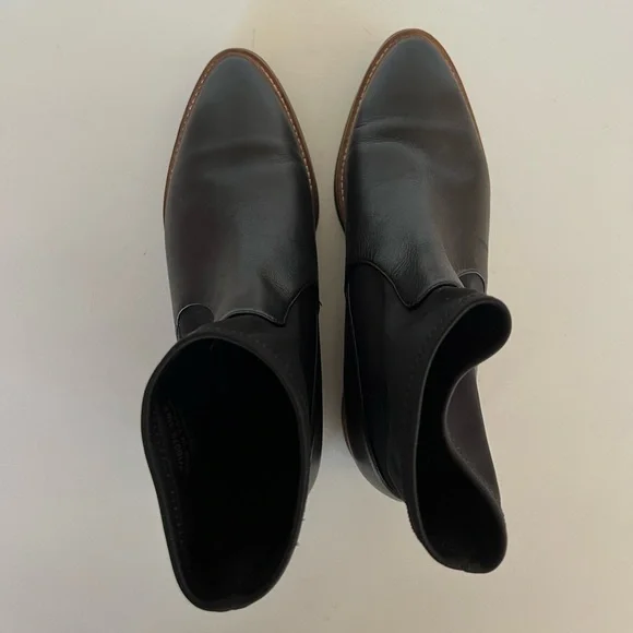 Cole Haan The Go-To Chelsea Boots in Neoprene and Leather, Black, size 6.5B - Picture 7 of 13
